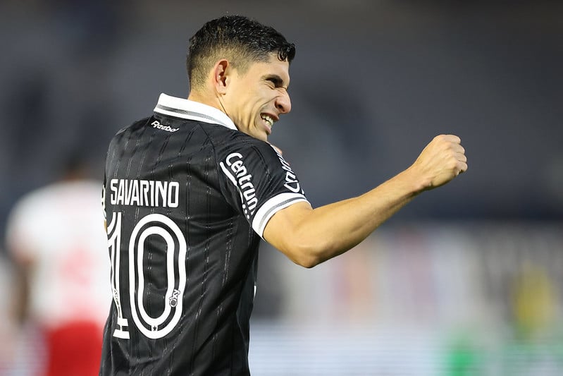 Botafogo vence novamente, elimina o Bragantino e volta às quartas da Copa do Brasil após 7 anos