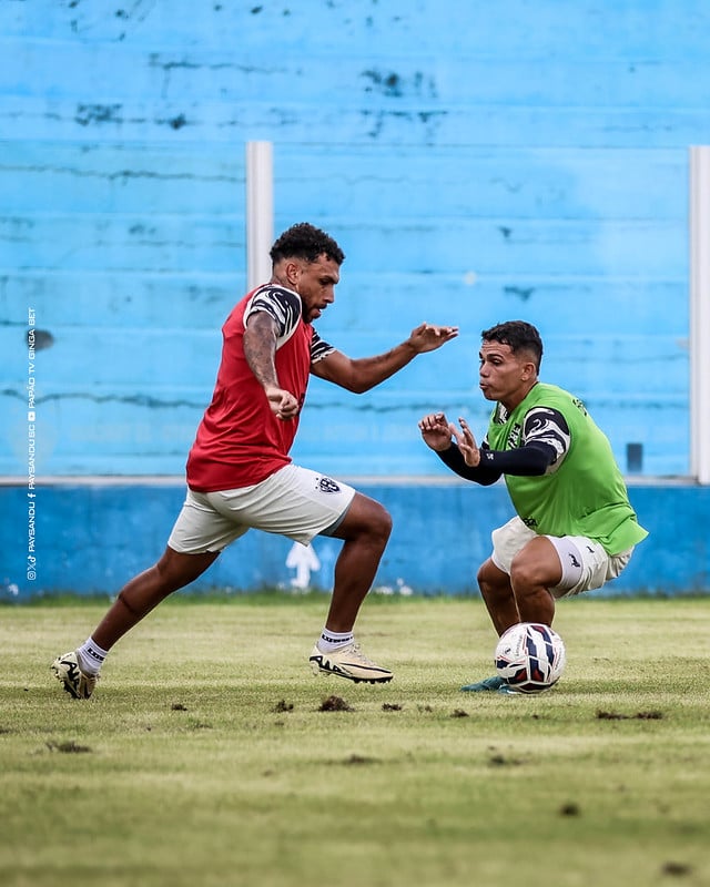 Em 12 partidas como visitante, somou 11 pontos, com duas vitórias, cinco empates e cinco derrotas.