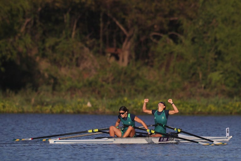As medalhistas de ouro brasileiras Jennifer de Almeida e Lara Pizarro. Foto: Felipe Zanca / Panam Sports Via Xpress Media. - Foto: Panam Sports