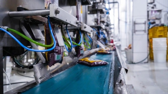Oficina de Conserva de Alimentos abre programação do projeto Elas Fazem o Pirão Render em Icoaraci