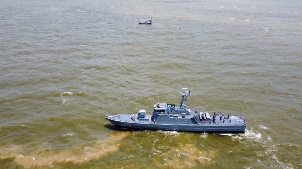 Marinha do Brasil apreende embarcação em atividade de pesca ilegal no Pará