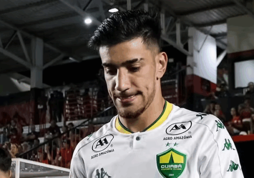 pedrinho, conhecido pelo talento e por episódios polêmicos, deve fechar com o remo