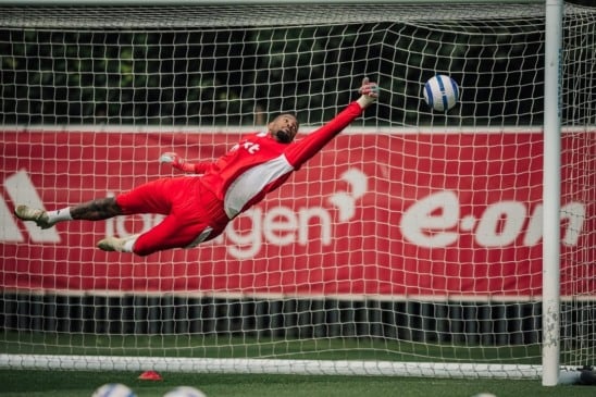 Ex-Corinthians, o goleiro aparece em vídeo dizendo que “Palmeiras não tem Mundial”; hoje, pode ser o novo reforço do time alviverde