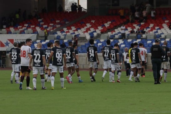 O Remo voltou a decepcionar a torcida em casa. Foto: Mauro Ângelo/ Diário do Pará.