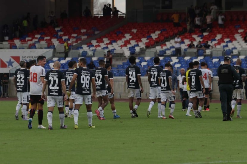 O Remo voltou a decepcionar a torcida em casa. Foto: Mauro Ângelo/ Diário do Pará.