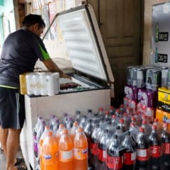 Comércio de bebidas comemora alta nas vendas durante calorão em Belém
