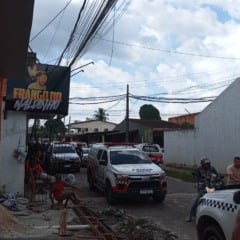 Um investigador da Polícia Civil foi baleado durante uma tentativa de assalto no Conjunto Maguari, bairro do Coqueiro, na zona metropolitana da capital paraense.