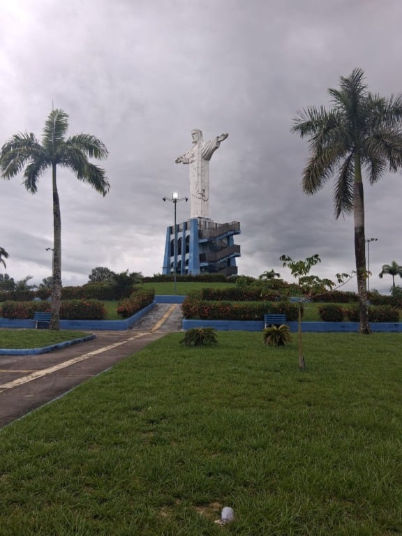 A estátua do Cristo Redentor, um dos principais cartões postais e pontos turísticos da cidade de Castanhal, na região do nordeste paraense, está em fase de revitalização.
