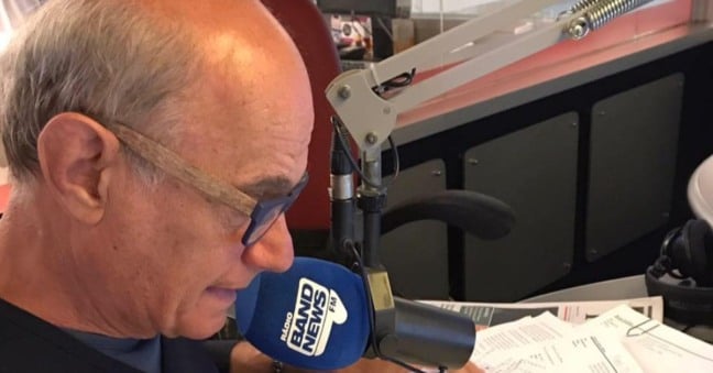 Na manhã do dia 19 de junho de 2015, durante o seu programa ao vivo na rádio Band News, Ricardo Boechat respondeu a um tweet do pastor Silas Malafaia e causou um grande rebu