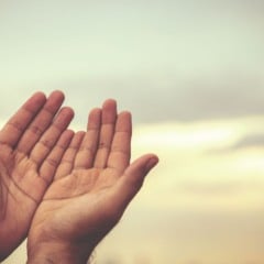 3 orações poderosas para enfrentar momentos difíceis