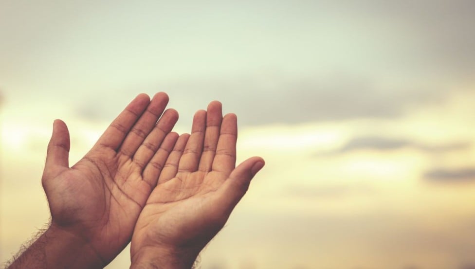 3 orações poderosas para enfrentar momentos difíceis