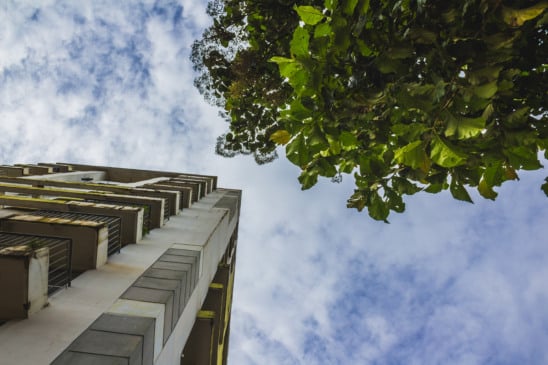 EDGE, LEED e AQUA-HQE ganham espaço como estratégias para a redução de impactos ambientais e valorização de edificações no Brasil.
