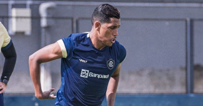 Pedro Rocha, artilheiro da Série B, está de volta ao Leão neste sábado - Foto: Samara Miranda/Remo