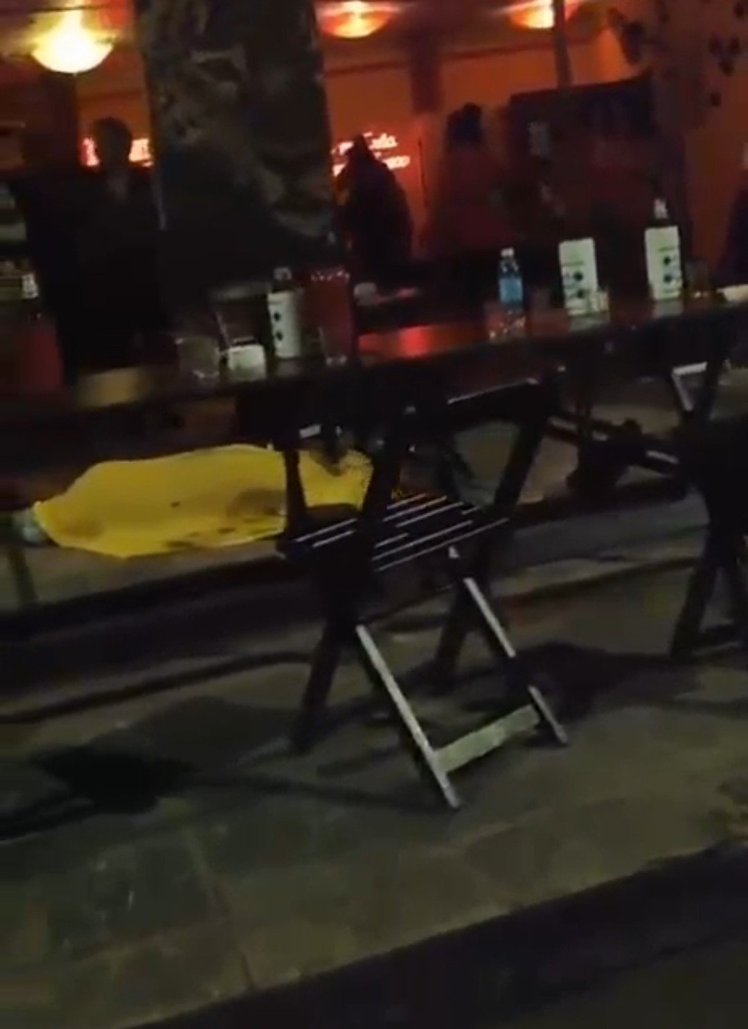 A noite de sábado (23) foi marcada por violência em Belém, com dois crimes graves registrados em bairros distintos da capital paraense.