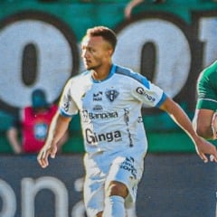Paysandu segue na zona de rebaixamento após derrota para a Chapecoense