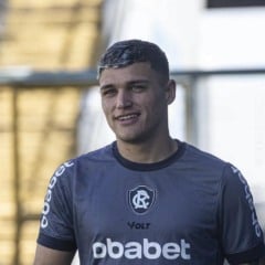 Com 100 partidas disputadas como profissional pelo Montevideo Wanderers, o atacante uruguaio Nicolás Ferreira é o novo nome do Clube do Remo