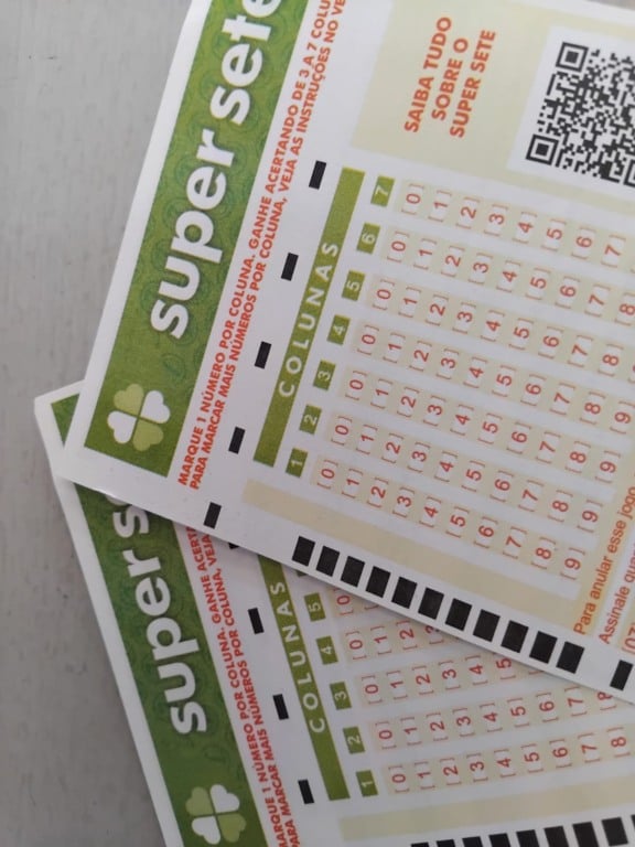 Confira os números sorteados no concurso 732 da Super Sete e saiba como apostar e ganhar prêmios de até R$ 5,5 milhões.