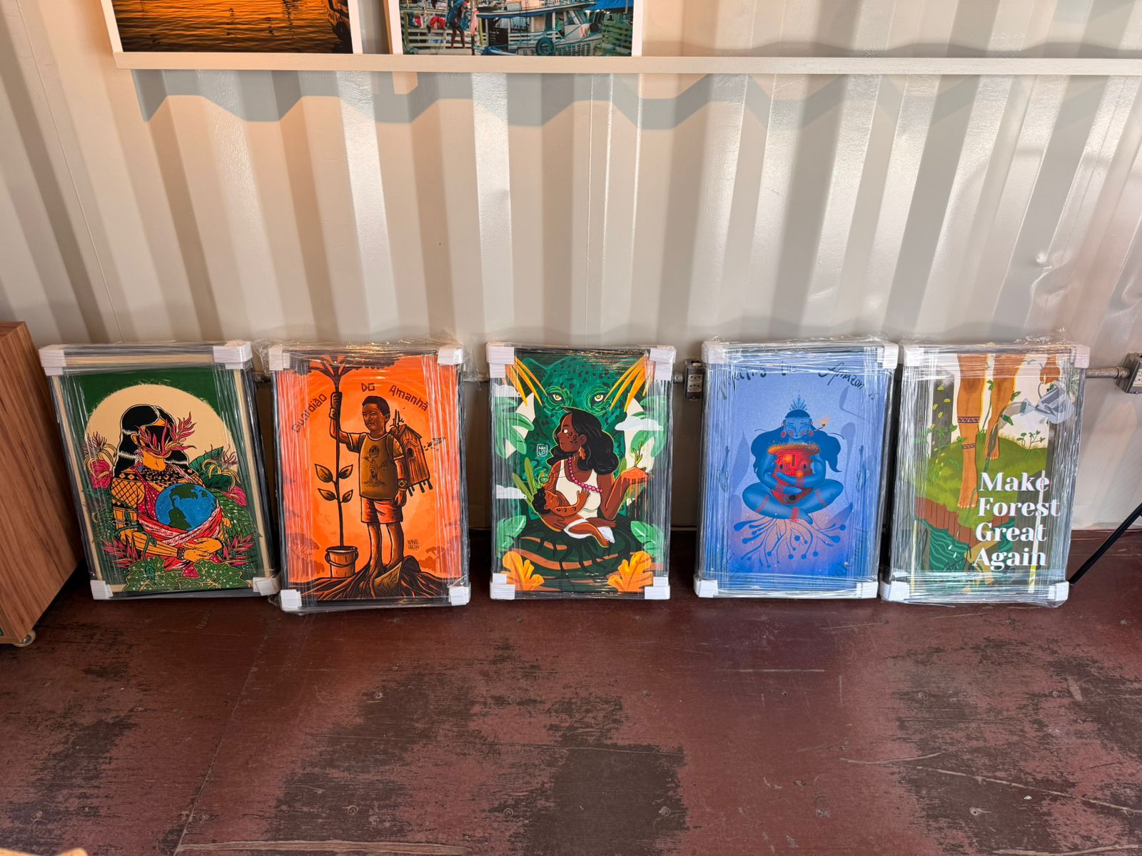 Ao longo do encontro, dez artistas nortistas foram convidados a participar de um processo de criação, inspirado pelas falas e apresentações do TEDxAmazônia Countdown