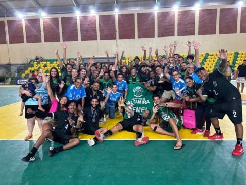 A delegação de Altamira sagrou-se campeã geral da etapa e levou para casa o Troféu Eficiência, principal premiação da competição, ao somar 75 pontos. Foto: Jessé Lima/Ascom Seel