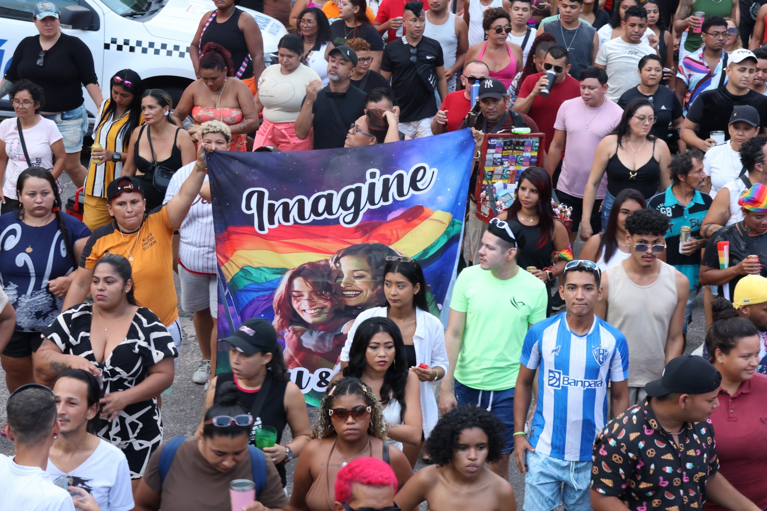 Com o tema “Mulheres LesBi da Amazônia na Defesa da Biodiversidade”, o evento encerrou a 14ª Semana de Visibilidade LesBi, reunindo esportistas, ativistas e público diverso em caminhada histórica.