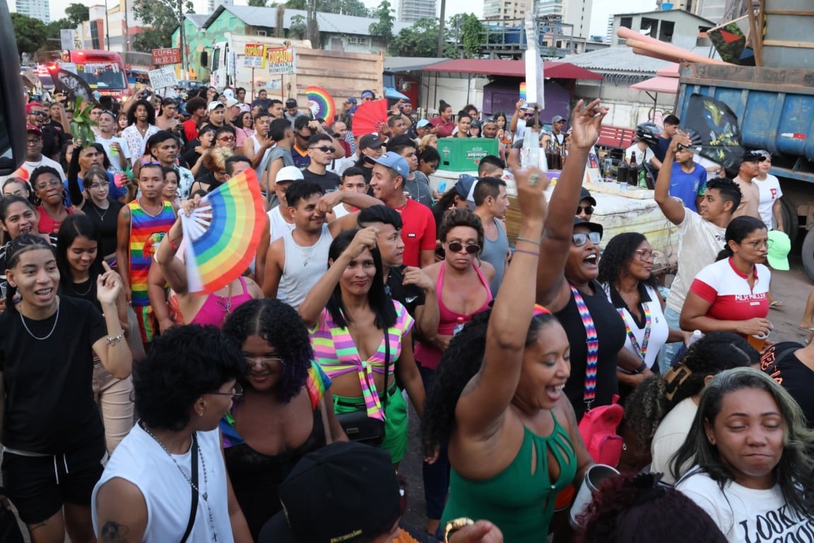 Marcha LesBi reúne milhares em Belém para fortalecer luta e protagonismo das mulheres da região Norte