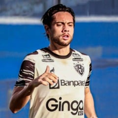 O volante retorna ao time após se recuperar de lesão - Foto: Matheus Vieira/PSC