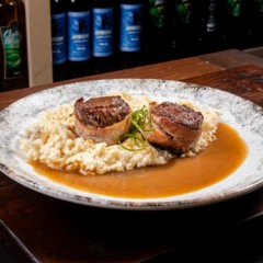 Restaurante Engenho ensina receita que combina tradição e sabor.