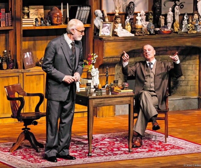 Odilon Wagner é Freud e Marcello Aroldi, C.S.Lewis, em “A Última Sessão de Freud”.

FOTO: JOÃO CALDAS/DIVULGAÇÃO