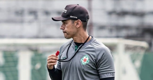 O técnico Ignácio Neto quer a Lusa com atenção total contra os maranhenses - Foto: William Pereira/Tuna
