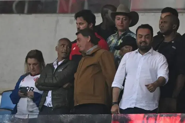 Senador se distancia do bolsonarismo e rejeita apoiar impeachment de Moraes Senador se distancia do bolsonarismo e rejeita apoiar impeachment de Moraes