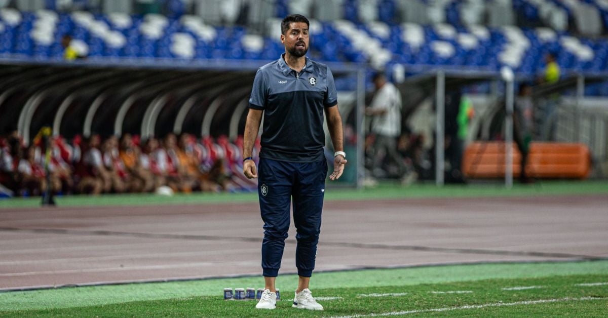 Cansado e desfalcado, Leão Azul perde por 2 a 0 para a Ferroviária-SP no Mangueirão; técnico e jogadores apontam desgaste físico como fator determinante Cansado e desfalcado, Leão Azul perde por 2 a 0 para a Ferroviária-SP no Mangueirão; técnico e jogadores apontam desgaste físico como fator determinante