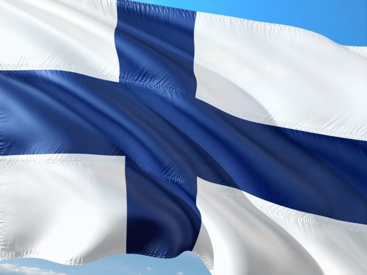 Iniciativa da agência Work in Finland oferece cursos online, treinamentos e orientação sobre carreira e vida no país nórdico.