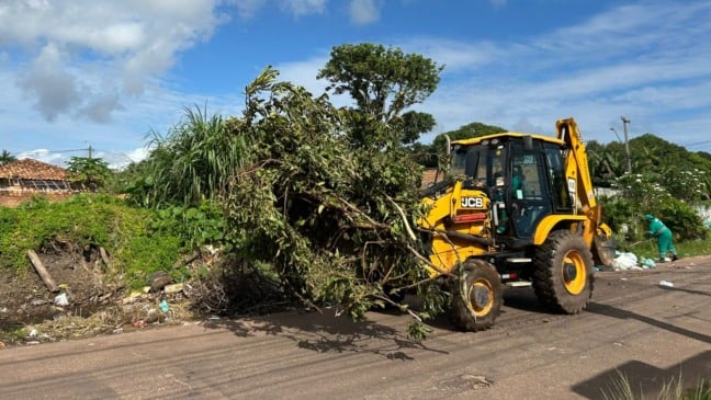 Foram retiradas mais de 24 toneladas de lixo no ponto crítico de descarte irregular no bairro São João do Outeiro, no distrito de Outeiro. Foto: Ag. Belém