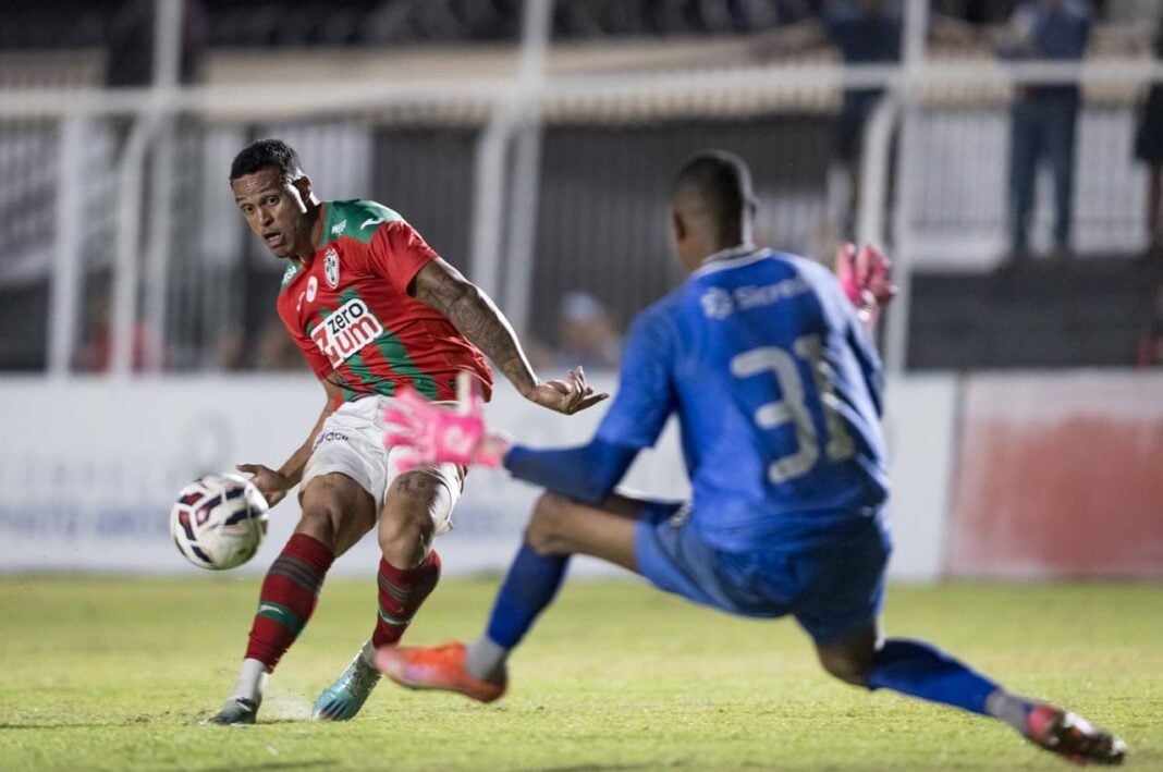 A Portuguesa entra em campo neste sábado (9), às 16h, no estádio do Canindé, para enfrentar o Mixto-MT em um confronto decisivo