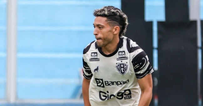 Marlon é um dos atletas que está à disposição e deve recuperar a titularidade - Foto: Jorge Luis Totti/PSC