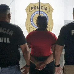 Ela foi detida na última sexta-feira (22) no bairro da Cabanagem onde mantinha um cachorro em um pátio preso a uma corrente. Foto: Divulgação