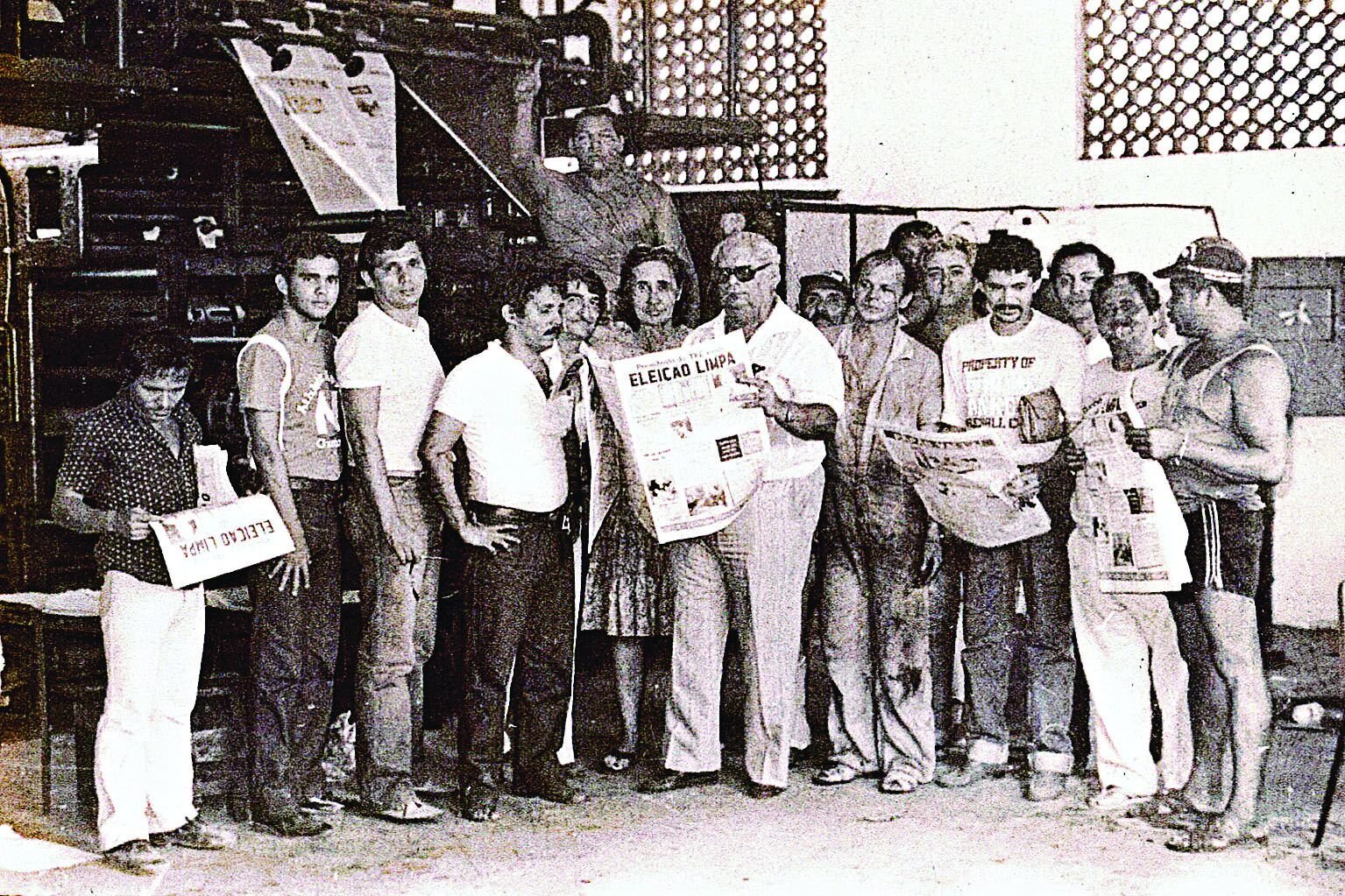 Da primeira edição no longínquo 1982 até os dias de hoje, o DIÁRIO consolidou-se no mercado e no gosto do leitor. Da primeira edição no longínquo 1982 até os dias de hoje, o DIÁRIO consolidou-se no mercado e no gosto do leitor.