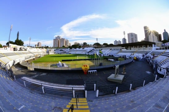 Ponte Preta e Guarani protagonizam neste sábado (02/08), às 17h (horário de Brasília), mais um capítulo do tradicional Derby Campineiro