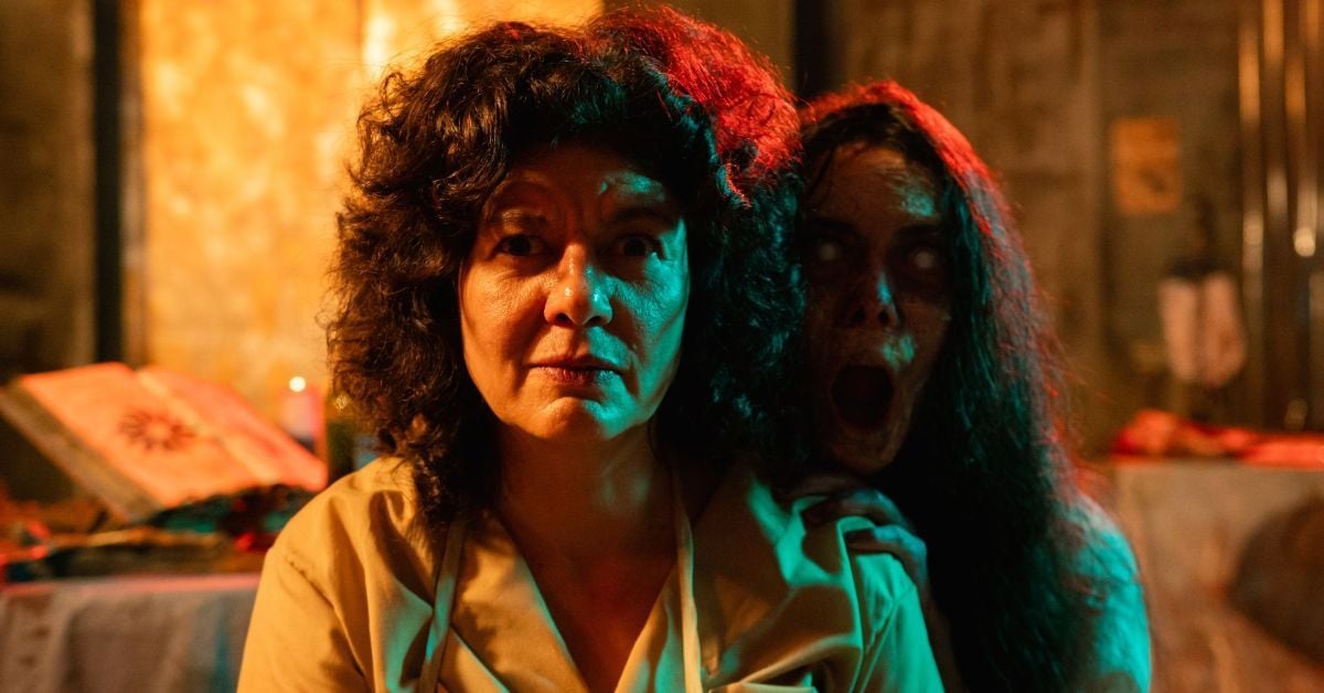 Gilda Nomacce rouba a cena como Dora - Foto: Divulgação