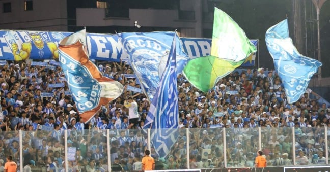 Fiel Bicolor não vê a hora de respirar aliviada com o time subindo na tabela - Foto: Jorge Luis Totti/PSC