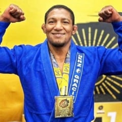 O paraense José Ribamar Machado Gomes, mais conhecido como Zezão Trator, se prepara para mais um grande desafio internacional.