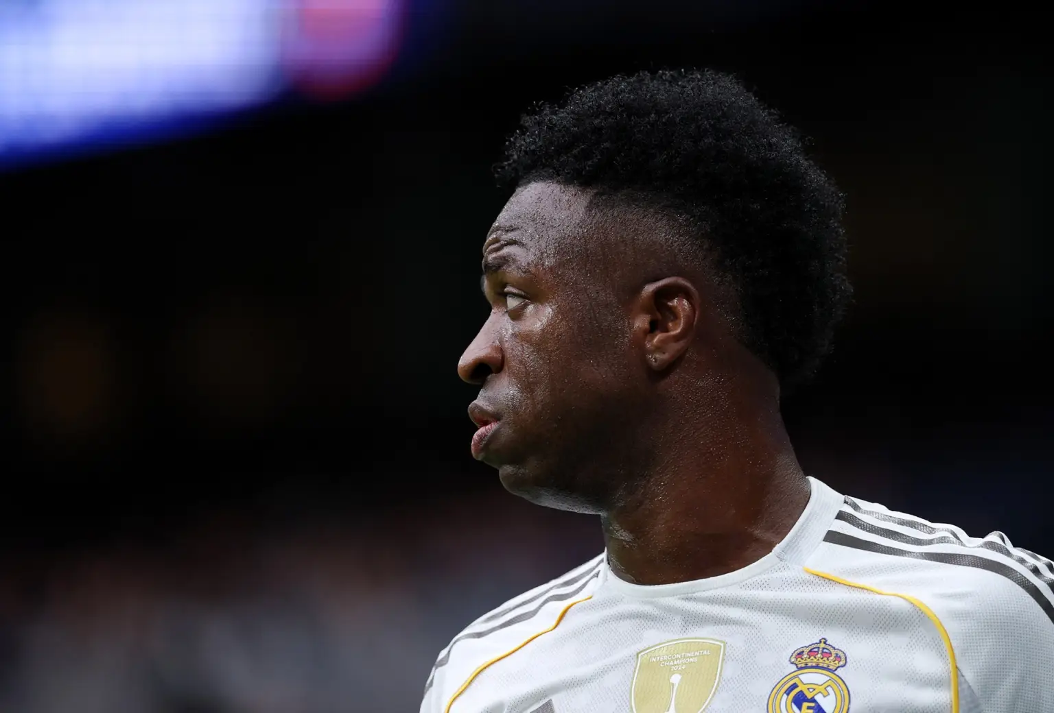 Vinicius Junior fica em 16º na eleição da Bola de Ouro