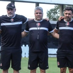 Após garantir o acesso do Santa Cruz à Série C do Campeonato Brasileiro, o técnico Marcelo Cabo confirmou que recebeu uma proposta do Paysandu