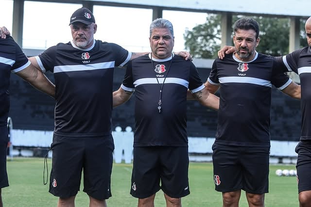 Após garantir o acesso do Santa Cruz à Série C do Campeonato Brasileiro, o técnico Marcelo Cabo confirmou que recebeu uma proposta do Paysandu