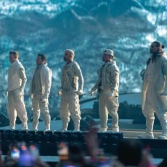 O grupo Backstreet Boys é o headliner do Palco Skyline, enquanto a cantora Luísa Sonza encerra a programação do Palco The One.
