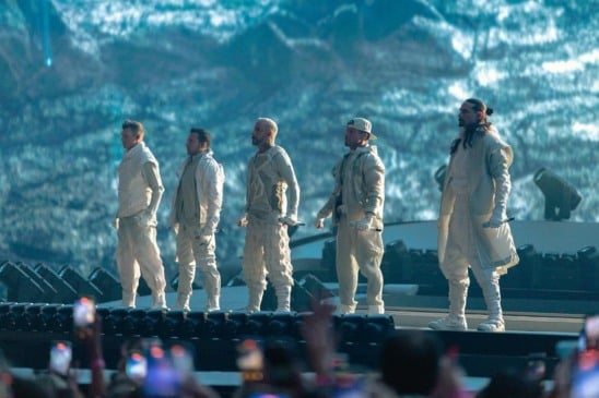 O grupo Backstreet Boys é o headliner do Palco Skyline, enquanto a cantora Luísa Sonza encerra a programação do Palco The One.