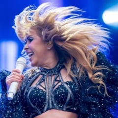 Joelma tentou fisgar o público do The Town com o sucesso "A Lua me Traiu", e deu certo.