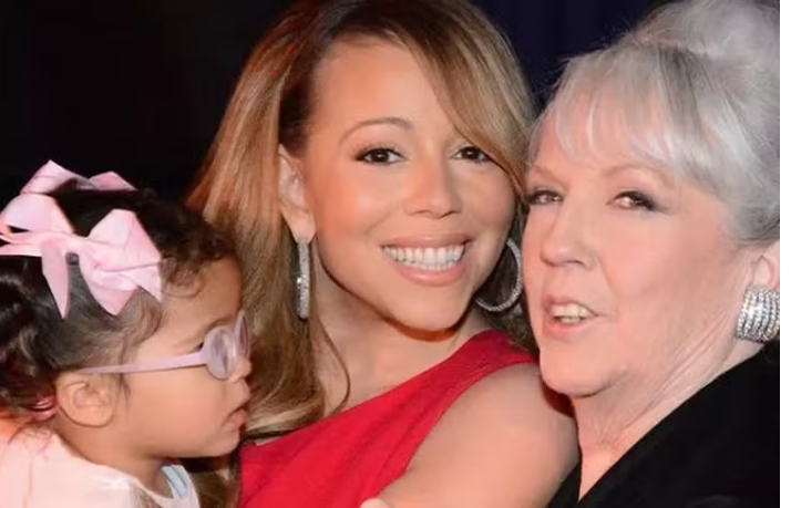 Mariah com a mãe e sua filha. Foto: Instagram