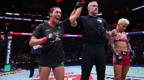 Tatiana Suarez venceu Amanda Lemos no card preliminar do Noche UFC. (Foto por Cooper Neill/Zuffa LLC).