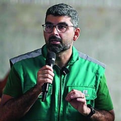 Prefeito ostenta gado de raça, aviões e fazendas enquanto declara R$ 4 milhões